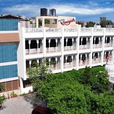 אודייפור Hotel Vinayakam מראה חיצוני תמונה