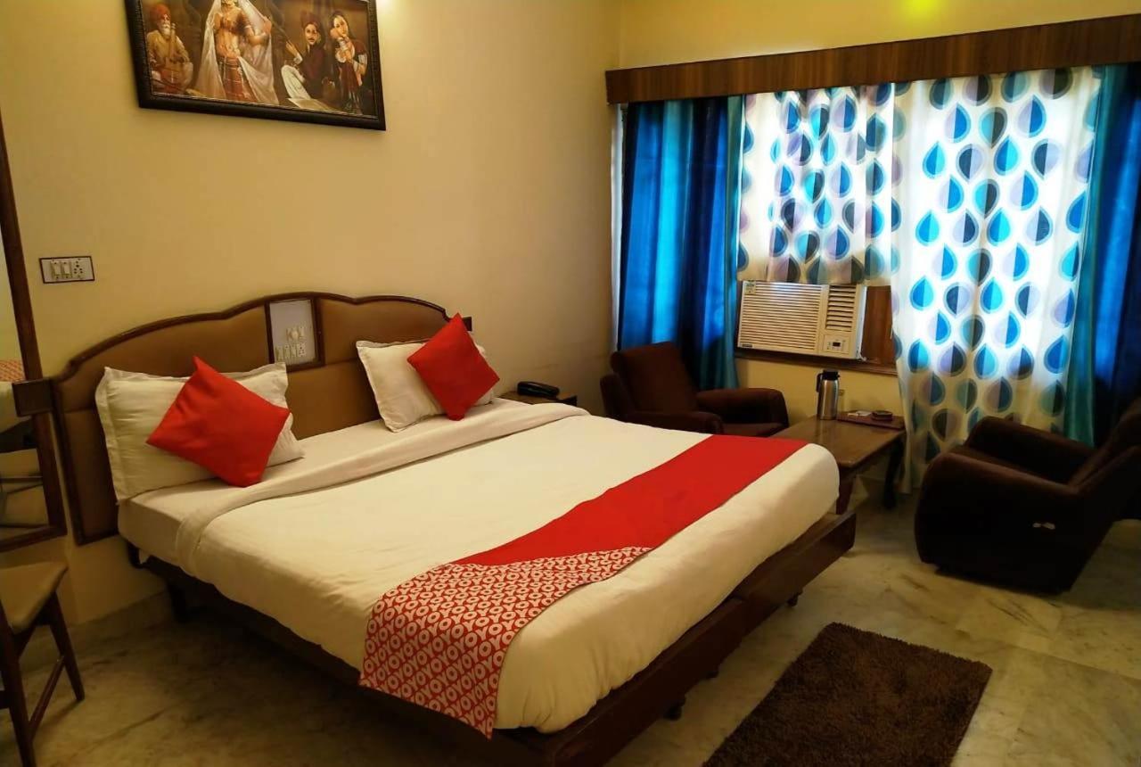 אודייפור Hotel Vinayakam מראה חיצוני תמונה