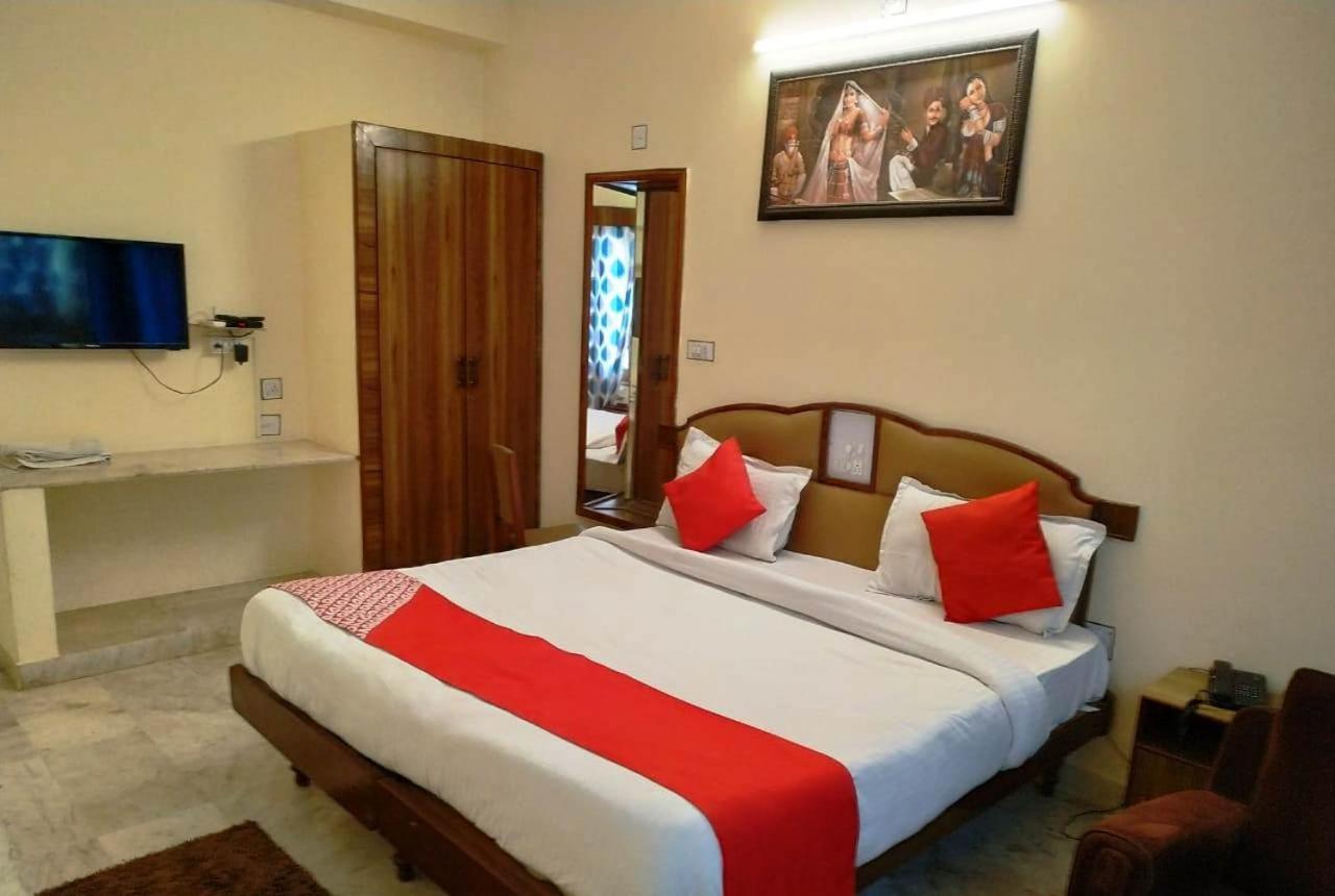 אודייפור Hotel Vinayakam מראה חיצוני תמונה